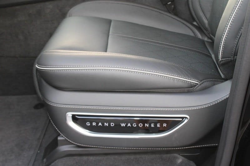 2023 Wagoneer Grand Wagoneer Series II Obsidian 4x4